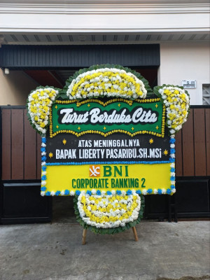 Papan Bunga Duka di Amalatu